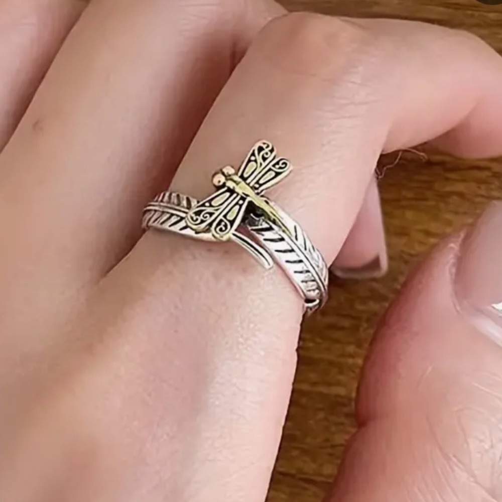 3/$25 Dragonfly Ring Open One Size Antiqued Silver And Antiquated Gold Tones